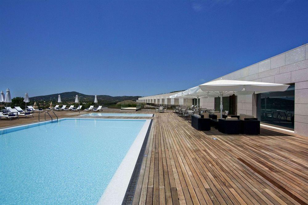 Pousada Palacio De Estoi - Small Luxury Hotels Of The World Dış mekan fotoğraf The rooftop pool at the hotel