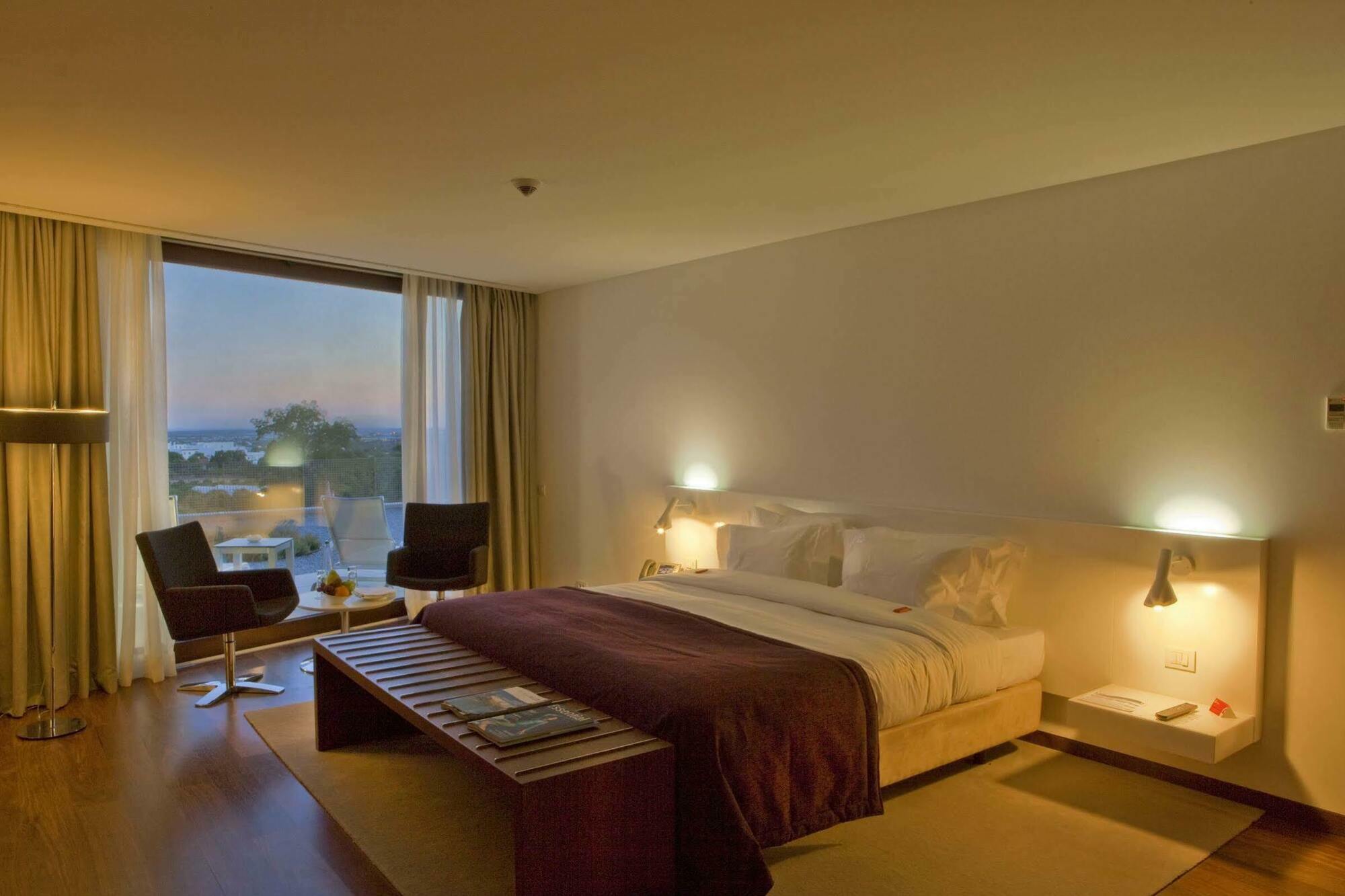 Pousada Palacio De Estoi - Small Luxury Hotels Of The World Dış mekan fotoğraf A room at the hotel